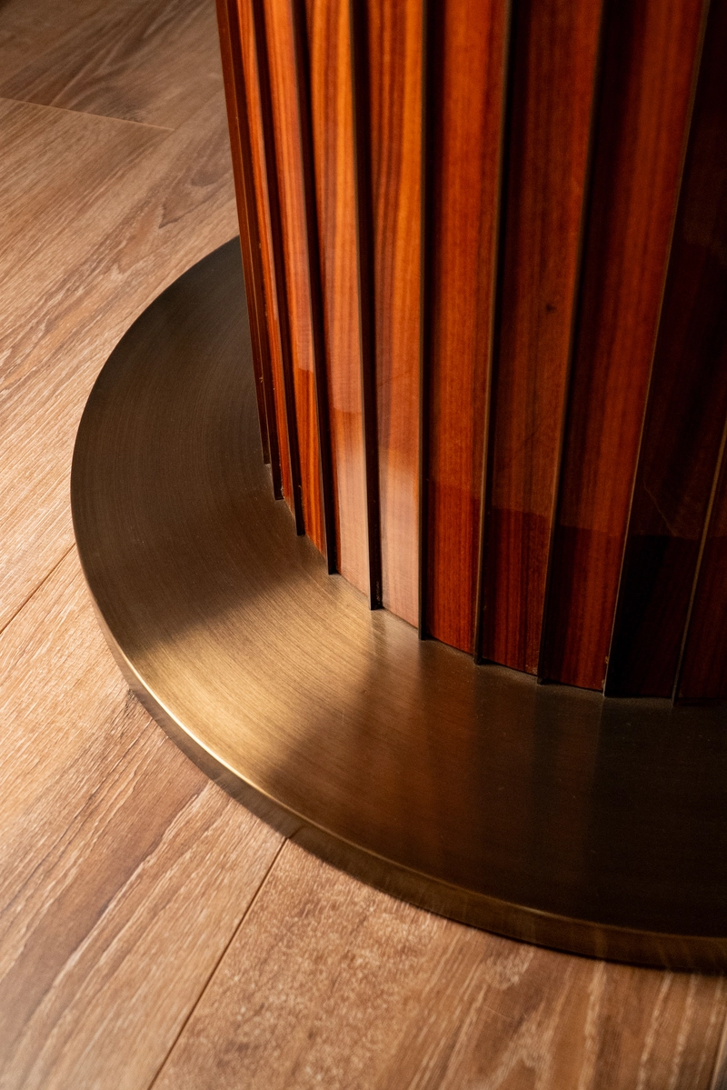 _Wooliv - Iris Round Dining Table 01
